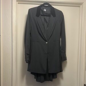 VENUS Gray Blazer Professional Suit Jacket Medium size 8